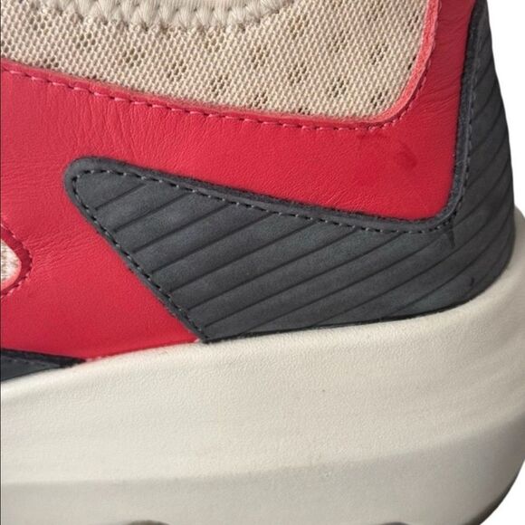 Spyder Beige and Red Sneakers Spyder Cadence Sneaker Sand Women’s Size 9.5 - Picture 14 of 14